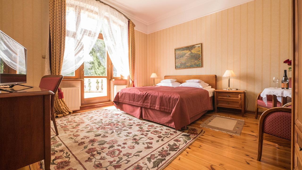 Hotel Villa Romantica 스클라르스카포렘바 외부 사진