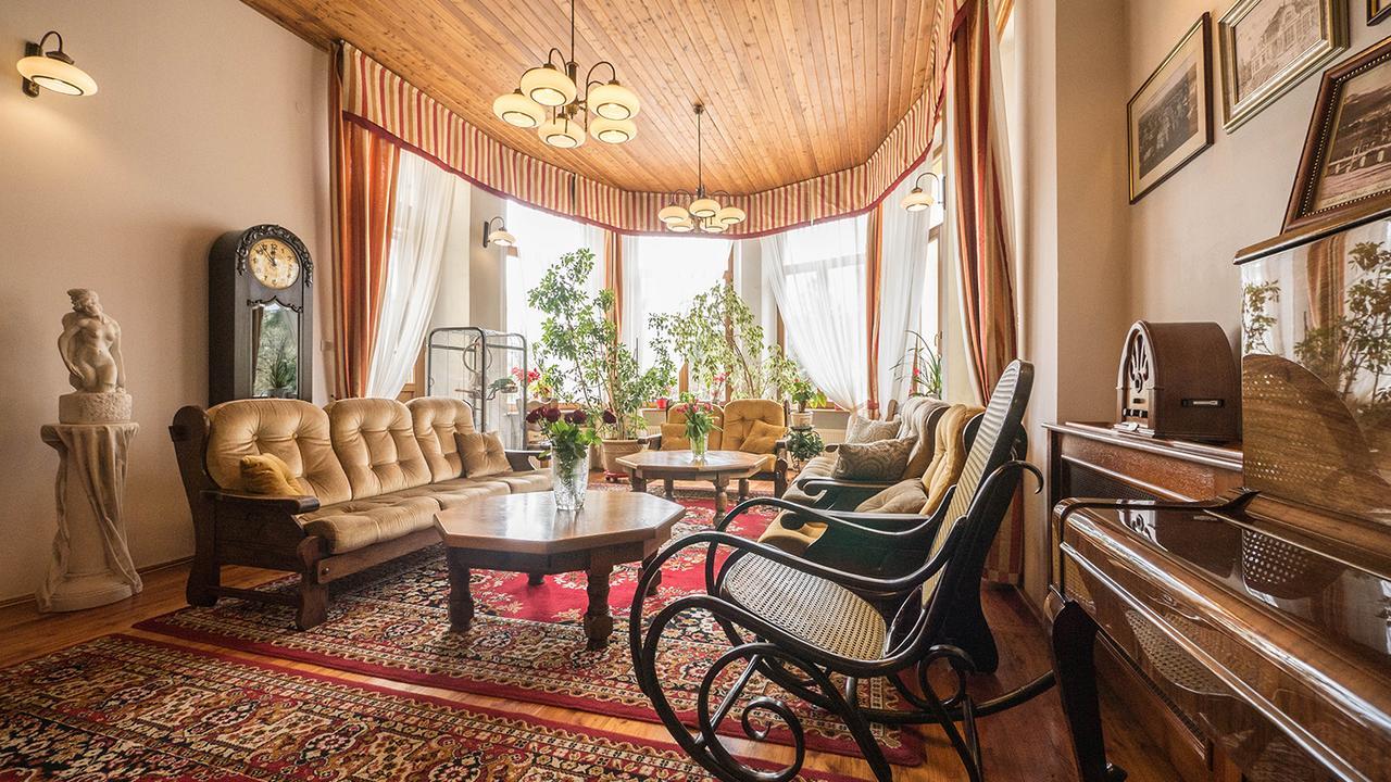 Hotel Villa Romantica 스클라르스카포렘바 외부 사진