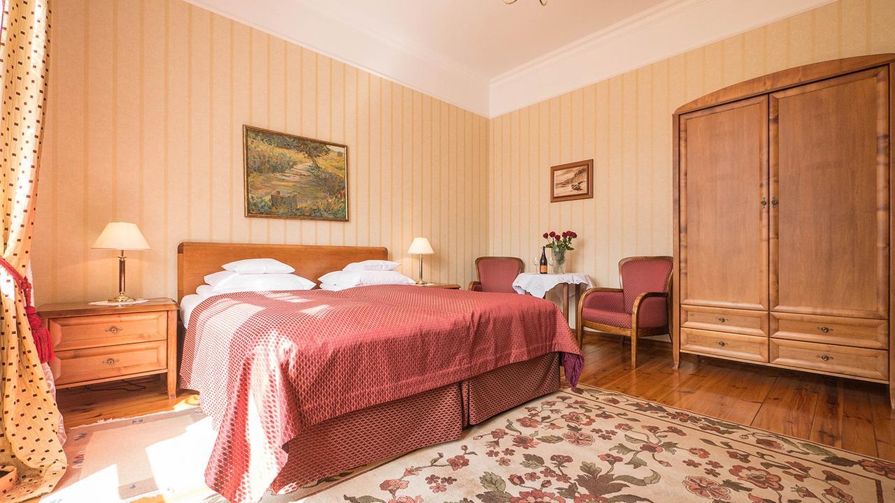 Hotel Villa Romantica 스클라르스카포렘바 외부 사진