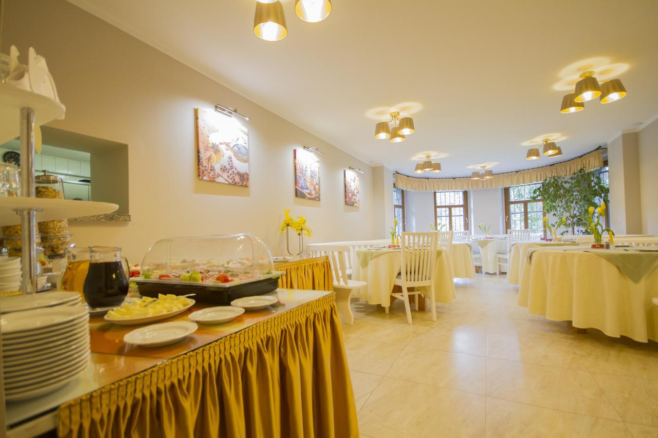 Hotel Villa Romantica 스클라르스카포렘바 외부 사진